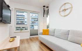 Atrium Promenada Apartment Gocław